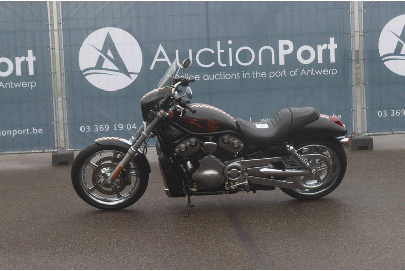 Harley-Davidson V-Rod - Motoçikleta: foto 1 Harley-Davidson V-Rod - Motoçikleta: foto 1