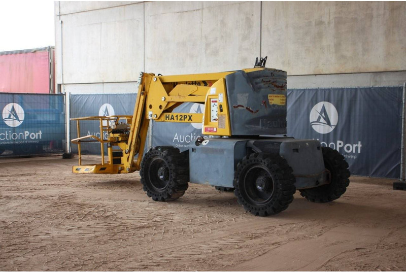 Haulotte HA12PX - Krah me çernjerë: foto 3 Haulotte HA12PX - Krah me çernjerë: foto 3