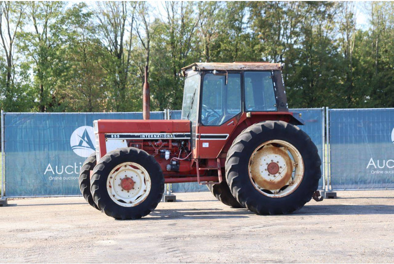 International harvester co 955-A - Traktor: foto 1 International harvester co 955-A - Traktor: foto 1