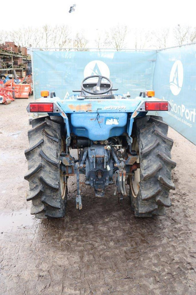 Iseki Landhope TA 247 - Traktor: foto 5 Iseki Landhope TA 247 - Traktor: foto 5