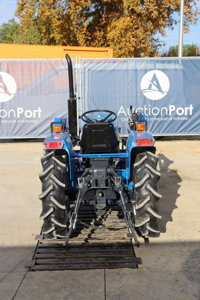 Iseki TU1700 - Traktor: foto 5 Iseki TU1700 - Traktor: foto 5