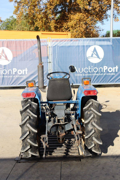 Iseki TU1700 - Traktor: foto 5 Iseki TU1700 - Traktor: foto 5