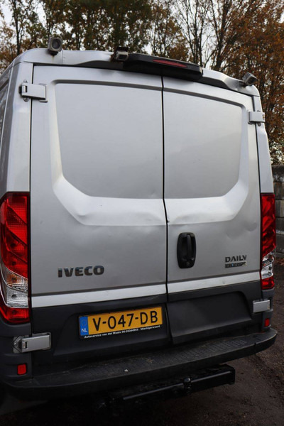 Furgon Iveco Daily 40C21: foto 18