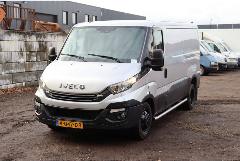Furgon Iveco Daily 40C21: foto 9