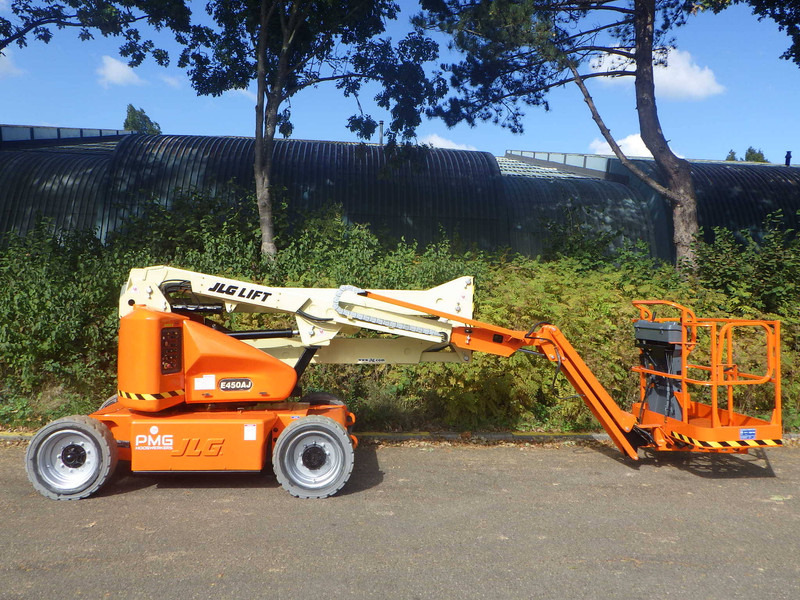 JLG E450AJ - Krah me çernjerë: foto 1 JLG E450AJ - Krah me çernjerë: foto 1