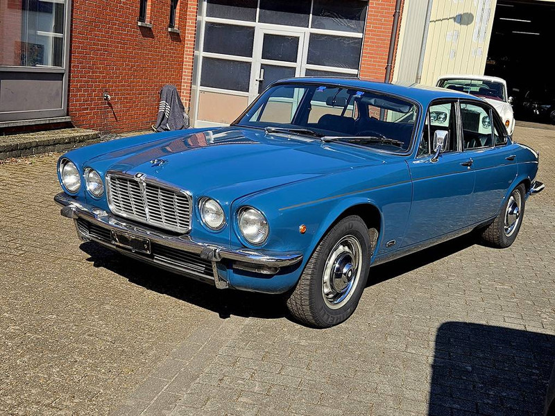 Jaguar XJ 4.2 Manual 4-Speed Overdrive - Veturë: foto 1 Jaguar XJ 4.2 Manual 4-Speed Overdrive - Veturë: foto 1