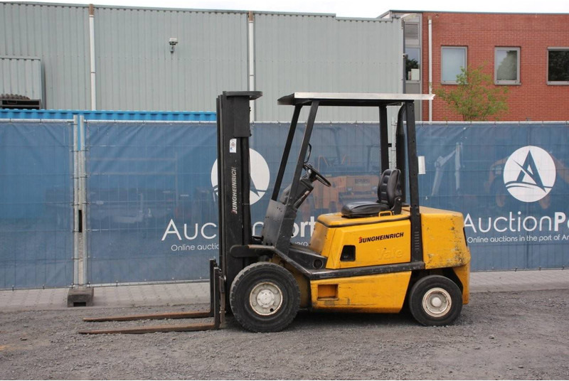 Jungheinrich DFG 25 G-120-320 ZT - Pirun më naftë: foto 1 Jungheinrich DFG 25 G-120-320 ZT - Pirun më naftë: foto 1
