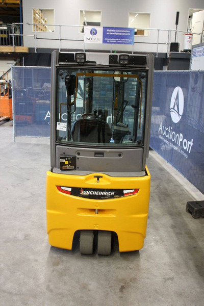 Jungheinrich EFG220 - Pirun elektrik: foto 4 Jungheinrich EFG220 - Pirun elektrik: foto 4