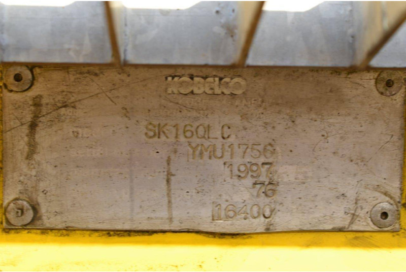 Ekskavator me zinxhirë Kobelco SK160LC: foto 16