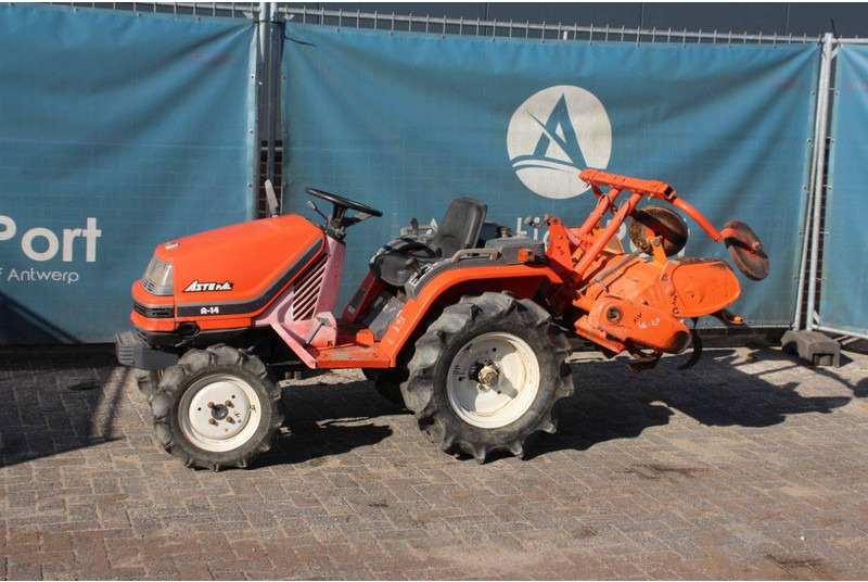 Kubota Aster A-14 - Traktor: foto 1 Kubota Aster A-14 - Traktor: foto 1