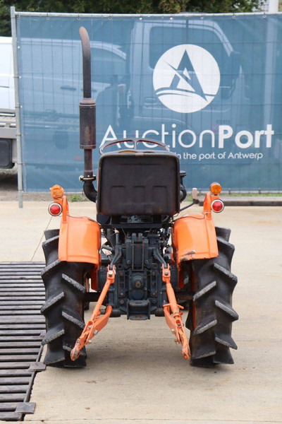 Kubota B5000 - Traktor: foto 5 Kubota B5000 - Traktor: foto 5