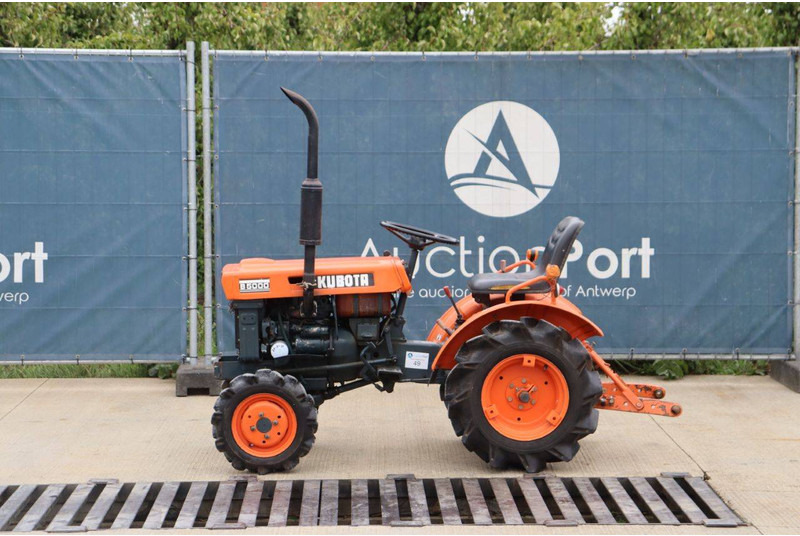 Kubota B5000 - Traktor: foto 2 Kubota B5000 - Traktor: foto 2