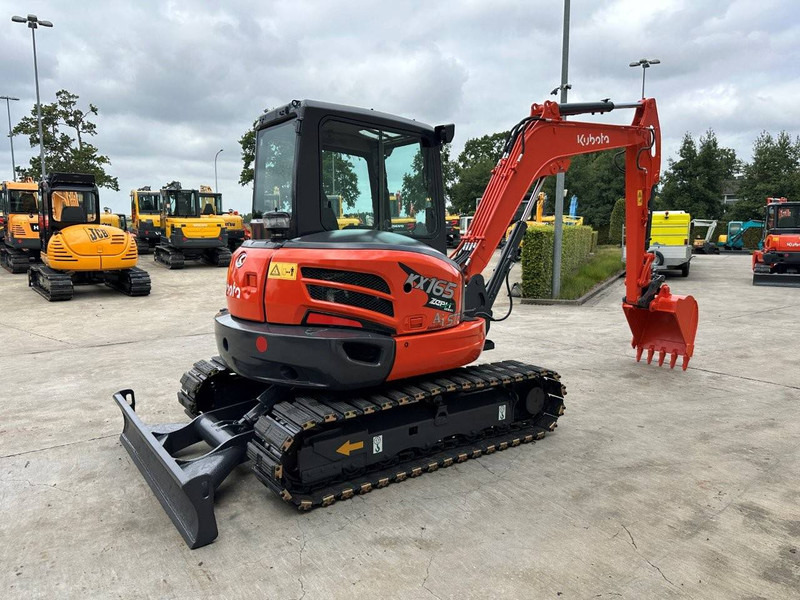 Kubota KX165-5 - Ekskavator me zinxhirë: foto 4 Kubota KX165-5 - Ekskavator me zinxhirë: foto 4