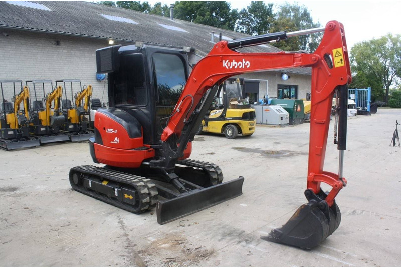 Kubota U34-4 - Ekskavator me zinxhirë: foto 5 Kubota U34-4 - Ekskavator me zinxhirë: foto 5