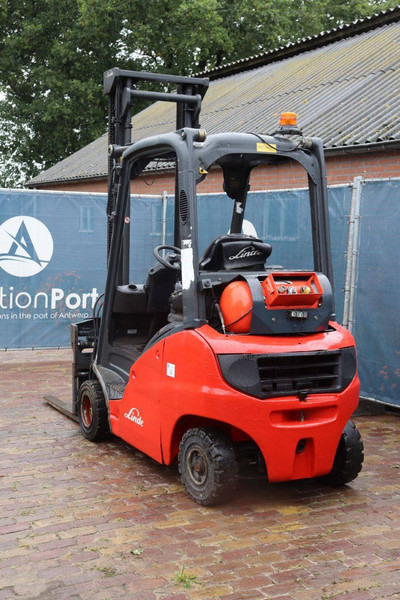 Linde H20T-01 - Pirun më gaz: foto 5 Linde H20T-01 - Pirun më gaz: foto 5