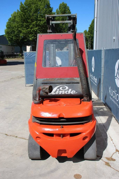 Linde H30D-02 - Pirun më naftë: foto 4 Linde H30D-02 - Pirun më naftë: foto 4