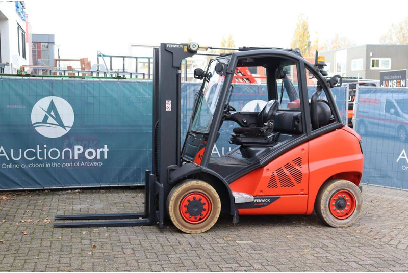 Linde H40T-02 - Pirun më gaz: foto 1 Linde H40T-02 - Pirun më gaz: foto 1