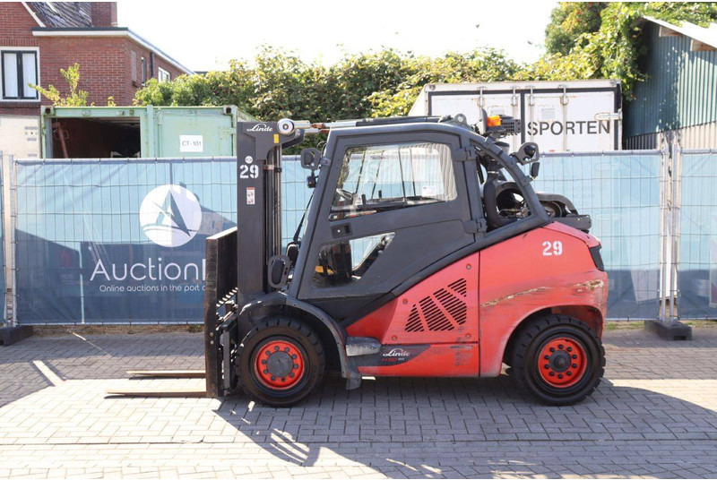 Linde H50T - Pirun më gaz: foto 2 Linde H50T - Pirun më gaz: foto 2