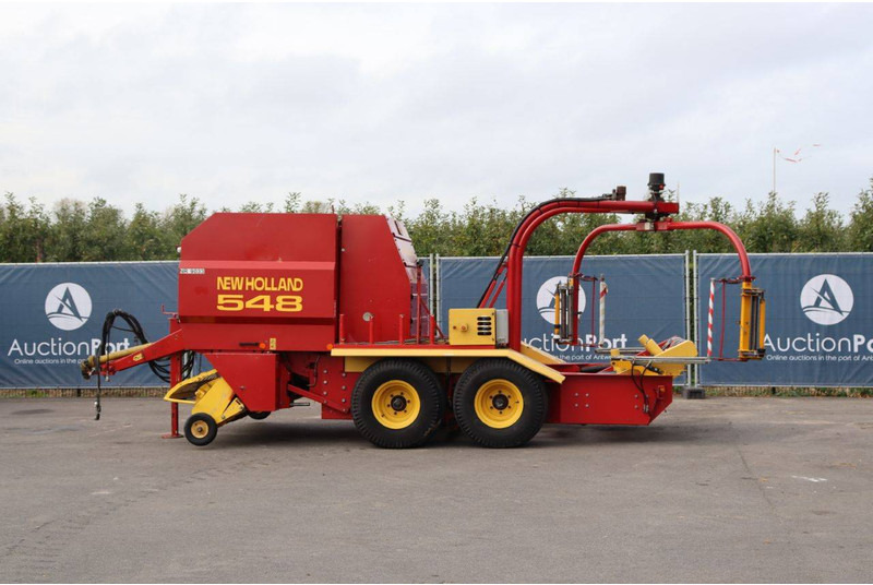 New Holland 548 - Makineri bujqësore: foto 3 New Holland 548 - Makineri bujqësore: foto 3