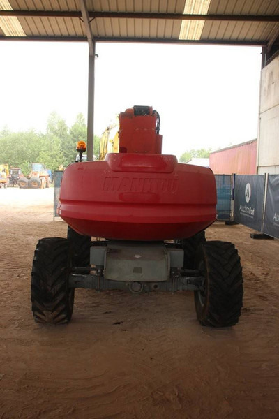Manitou 200 ATJ - Krah me çernjerë: foto 4 Manitou 200 ATJ - Krah me çernjerë: foto 4