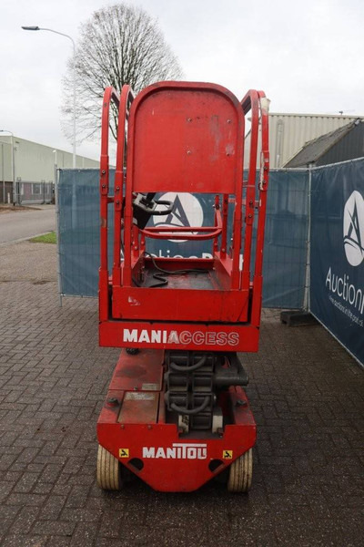Manitou 78 XE - Ngritës gërshërë: foto 4 Manitou 78 XE - Ngritës gërshërë: foto 4