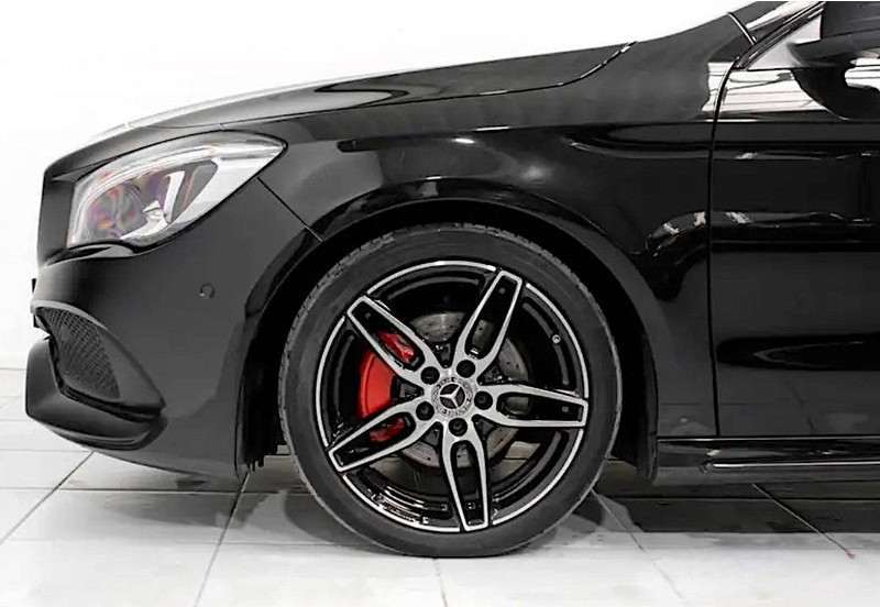 Mercedes-Benz CLA-Klasse (C117 - update) 180 Automatic - Sedan: foto 5 Mercedes-Benz CLA-Klasse (C117 - update) 180 Automatic - Sedan: foto 5