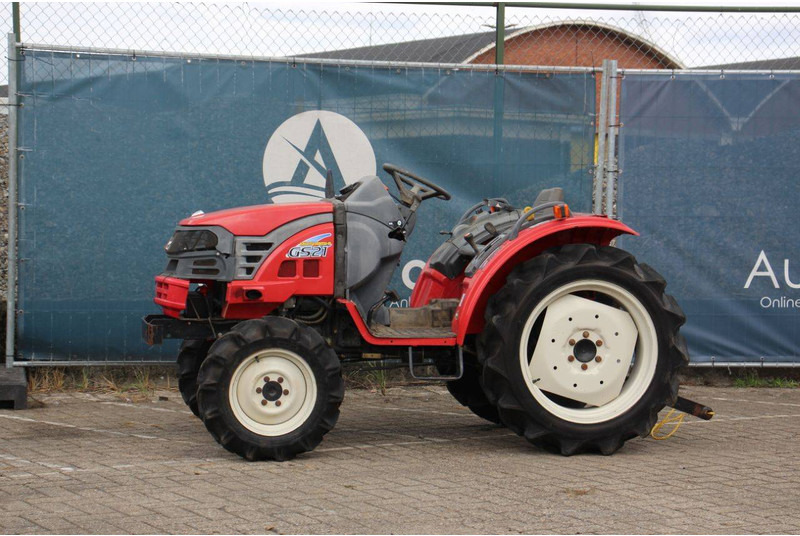 Mitsubishi GS21 - Traktor: foto 1 Mitsubishi GS21 - Traktor: foto 1