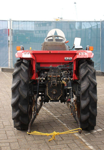 Mitsubishi GS21 - Traktor: foto 4 Mitsubishi GS21 - Traktor: foto 4