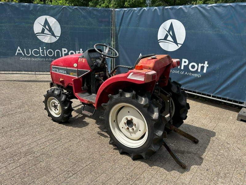 Mitsubishi MT165 - Traktor: foto 2 Mitsubishi MT165 - Traktor: foto 2