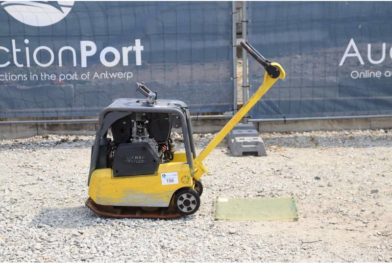 Neuson DPU3050 - Pllakë vibratori: foto 2 Neuson DPU3050 - Pllakë vibratori: foto 2