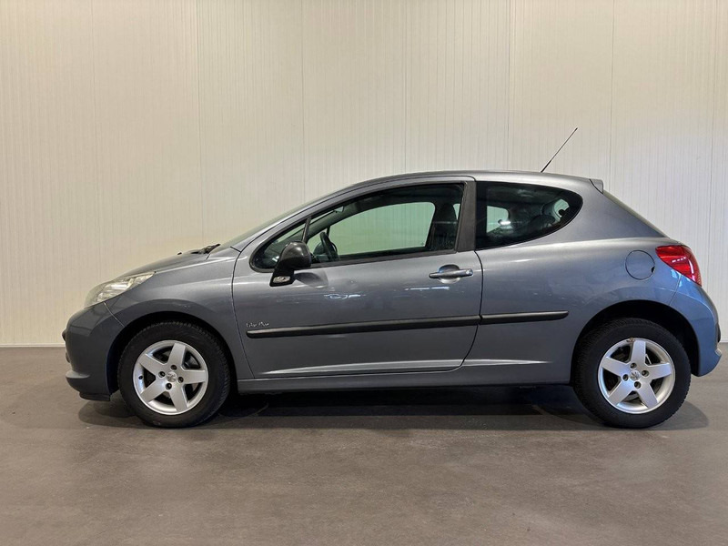 Peugeot 207 - Veturë: foto 2 Peugeot 207 - Veturë: foto 2