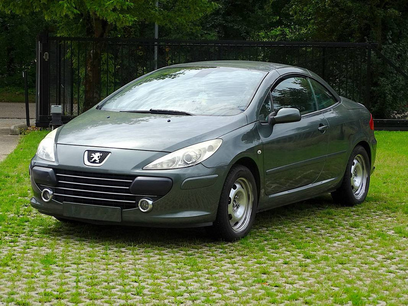 Peugeot 307 CC 1.6i - Sedan: foto 1 Peugeot 307 CC 1.6i - Sedan: foto 1