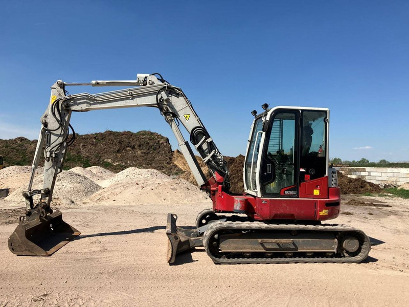 Takeuchi TB280FR - Ekskavator me zinxhirë: foto 2 Takeuchi TB280FR - Ekskavator me zinxhirë: foto 2