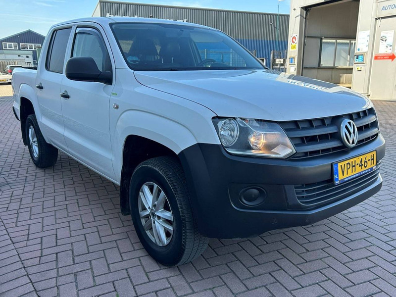 Volkswagen Amarok - Veturë: foto 5 Volkswagen Amarok - Veturë: foto 5