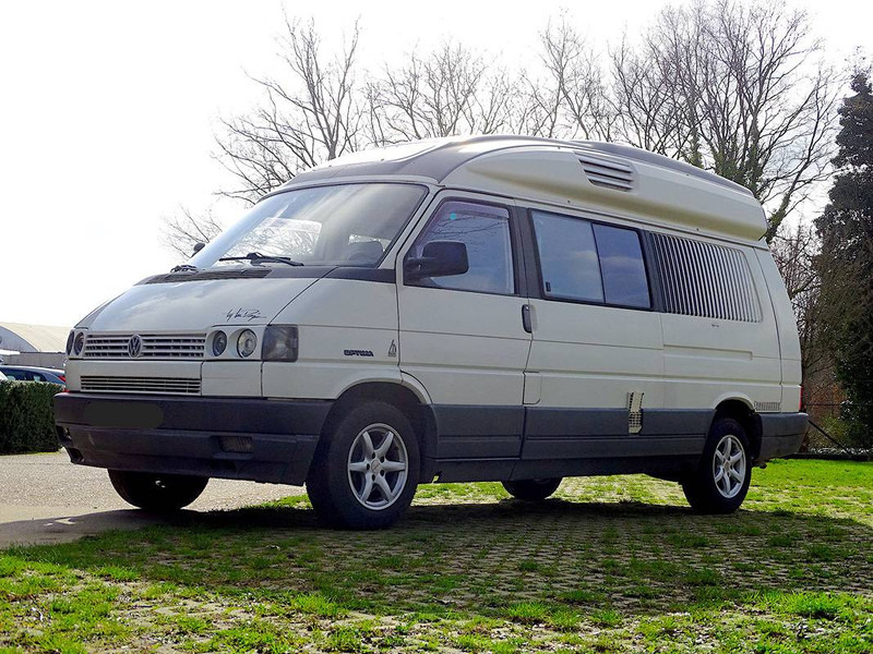 Volkswagen Transporter (T4) 'Dehler' Optima 5.4 (2.4L Diesel) - Furgon kampingu: foto 1 Volkswagen Transporter (T4) 'Dehler' Optima 5.4 (2.4L Diesel) - Furgon kampingu: foto 1