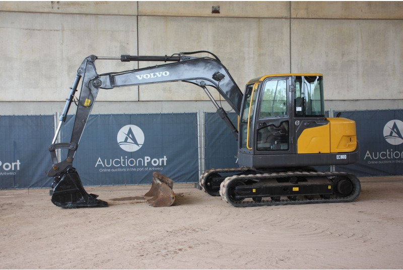 Volvo EC80D - Ekskavator me zinxhirë: foto 1 Volvo EC80D - Ekskavator me zinxhirë: foto 1