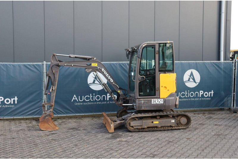 Volvo ECR25D - Miniekskavator: foto 1 Volvo ECR25D - Miniekskavator: foto 1