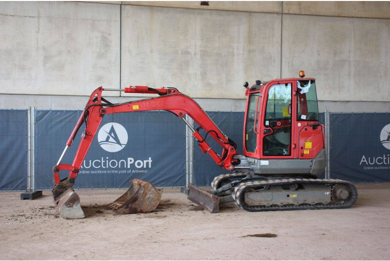 Volvo ECR50D - Ekskavator me zinxhirë: foto 1 Volvo ECR50D - Ekskavator me zinxhirë: foto 1