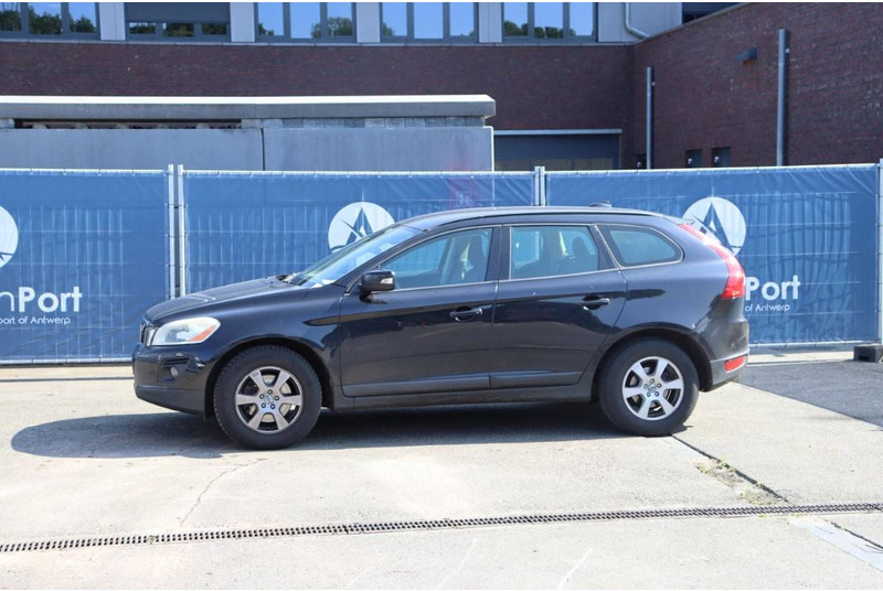 Volvo XC60 - Sedan: foto 1 Volvo XC60 - Sedan: foto 1