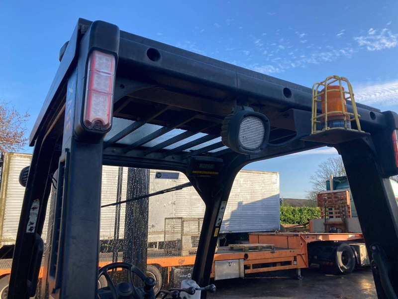 Yale GDP35VX - Pirun më naftë: foto 5 Yale GDP35VX - Pirun më naftë: foto 5