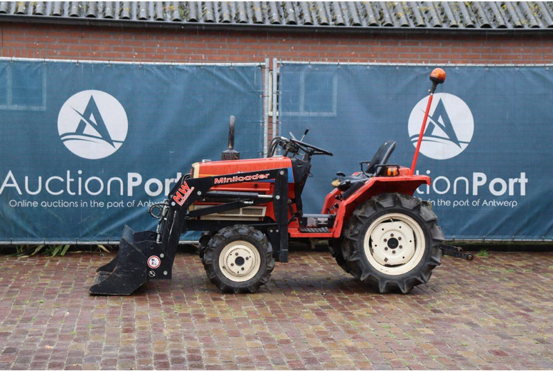 Yanmar F15D - Traktor: foto 1 Yanmar F15D - Traktor: foto 1