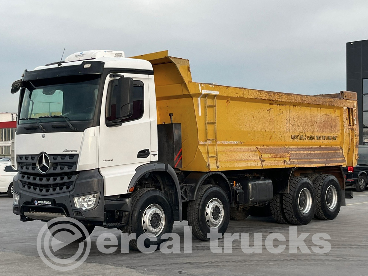 MERCEDES-BENZ 2017 AROCS 4142 MANUAL AC- 8X4 EURO 6-HARDOX TIPPER - Kamion vetëshkarkues: foto 1 MERCEDES-BENZ 2017 AROCS 4142 MANUAL AC- 8X4 EURO 6-HARDOX TIPPER - Kamion vetëshkarkues: foto 1