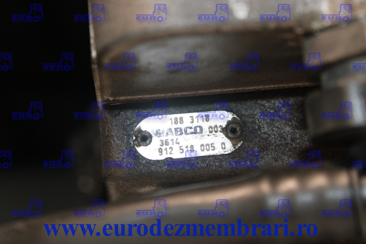 COMPRESOR AER DAF XF106 MX-13 1883118 - Kompresori i ajrit të frenave për Kamioni: foto 2 COMPRESOR AER DAF XF106 MX-13 1883118 - Kompresori i ajrit të frenave për Kamioni: foto 2
