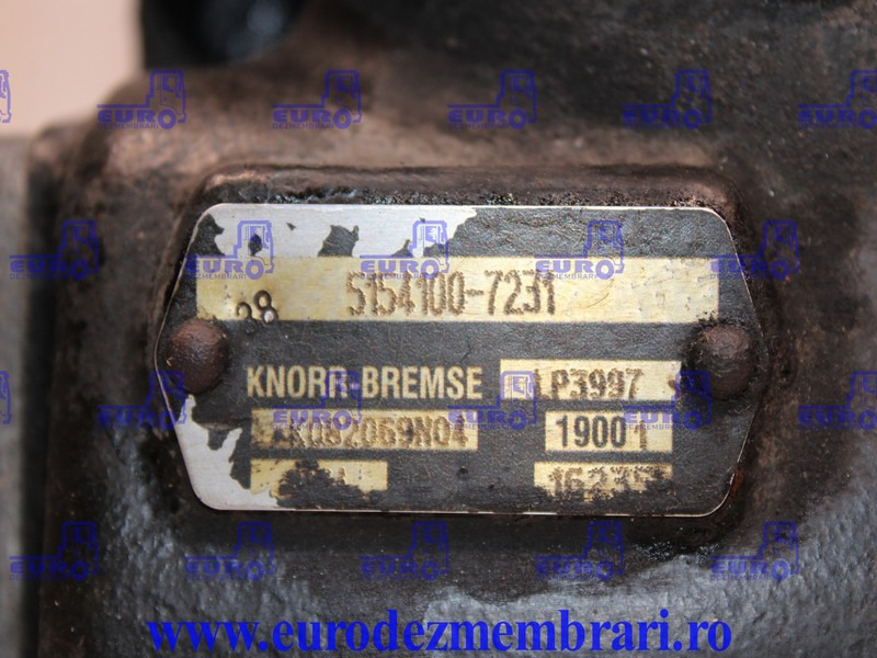 COMPRESOR AER MAN TGX D26 51.54100.7231, 51.54100.7204, 51.54100.7231, 51.54100.7121, 51.54100.7116, 51.54100.7246 - Kompresori i ajrit të frenave për Kamioni: foto 2 COMPRESOR AER MAN TGX D26 51.54100.7231, 51.54100.7204, 51.54100.7231, 51.54100.7121, 51.54100.7116, 51.54100.7246 - Kompresori i ajrit të frenave për Kamioni: foto 2