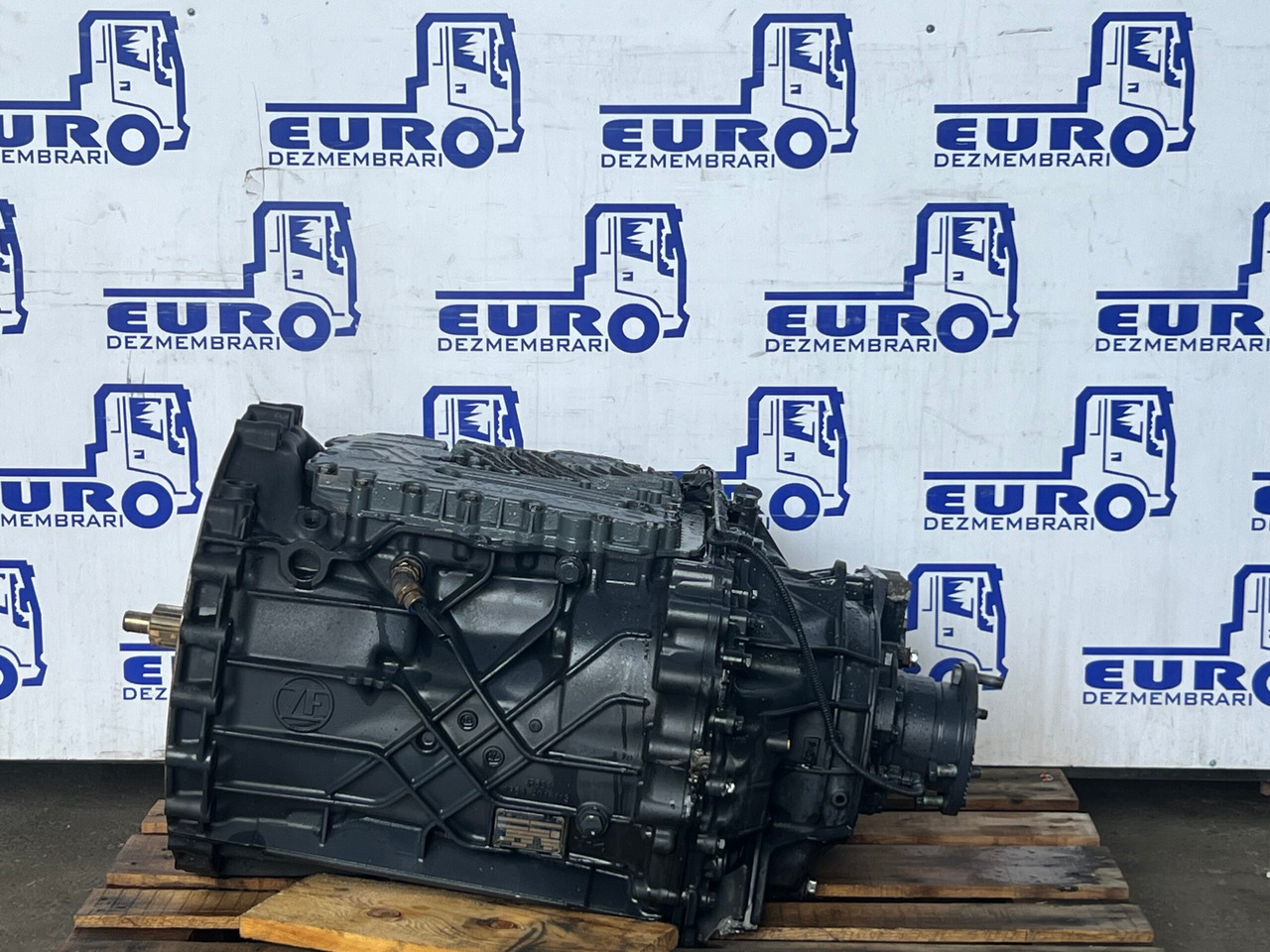 CUTIE DE VITEZE TRAXON FARA INTARDER IVECO 12TX 2210 TD R=16,69-1,00 5801900220 - Kutia e marsheve për Kamioni: foto 1 CUTIE DE VITEZE TRAXON FARA INTARDER IVECO 12TX 2210 TD R=16,69-1,00 5801900220 - Kutia e marsheve për Kamioni: foto 1