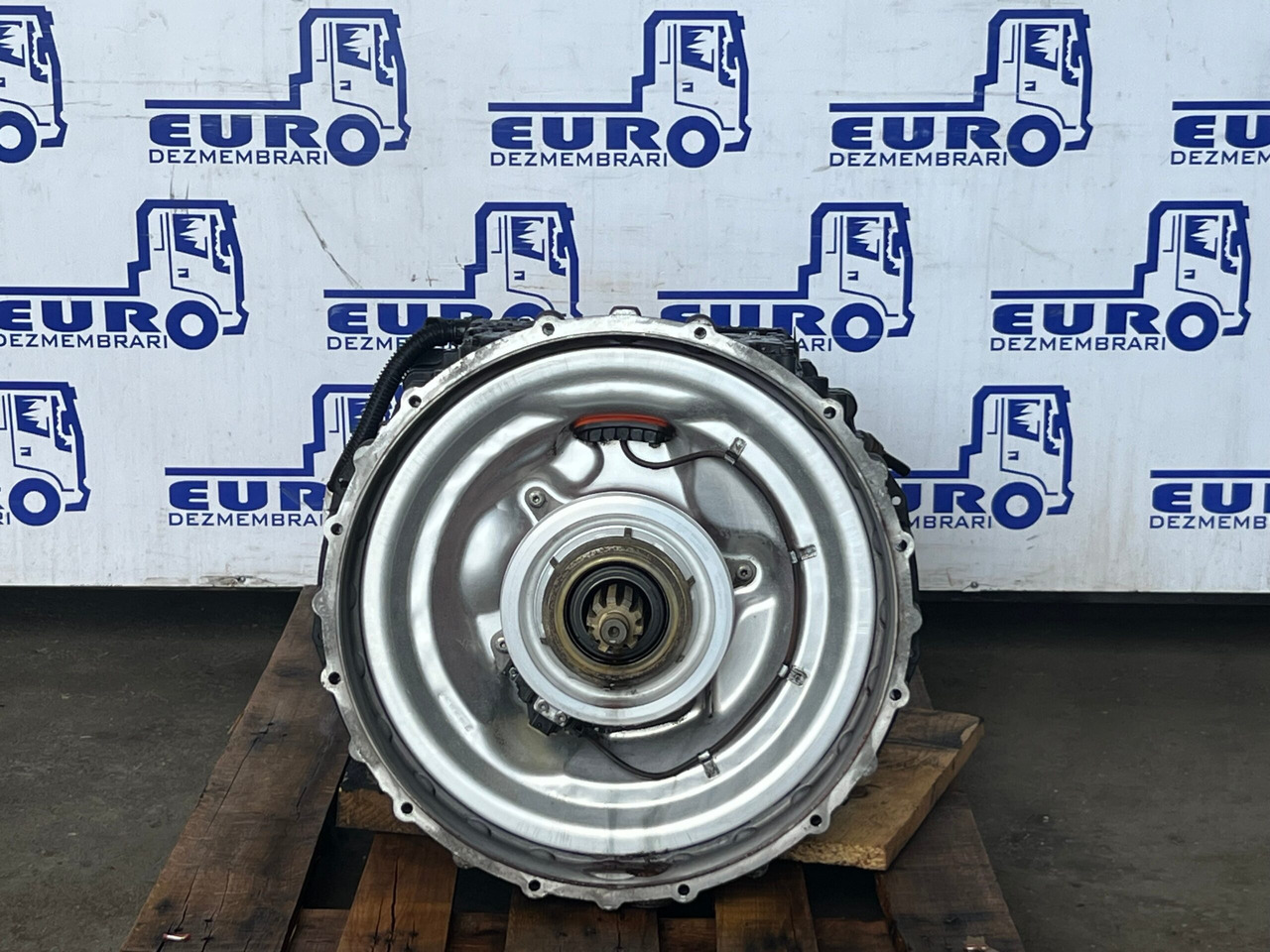 CUTIE DE VITEZE TRAXON FARA INTARDER IVECO 12TX 2210 TD R=16,69-1,00 5801900220 - Kutia e marsheve për Kamioni: foto 2 CUTIE DE VITEZE TRAXON FARA INTARDER IVECO 12TX 2210 TD R=16,69-1,00 5801900220 - Kutia e marsheve për Kamioni: foto 2