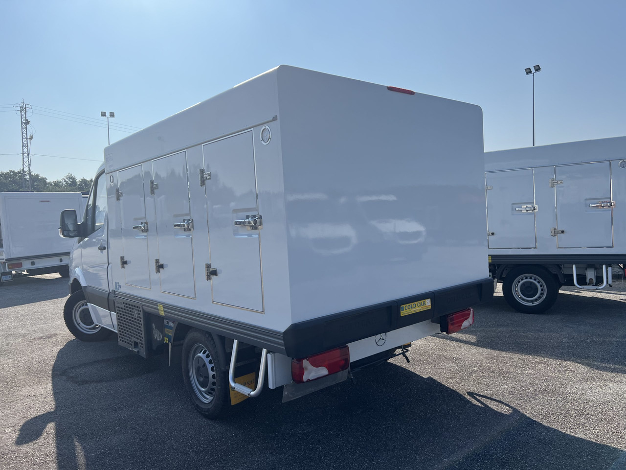 FURGON HELADERO 3.5T MERCEDES SPRINTER - Furgon frigorifer: foto 2 FURGON HELADERO 3.5T MERCEDES SPRINTER - Furgon frigorifer: foto 2