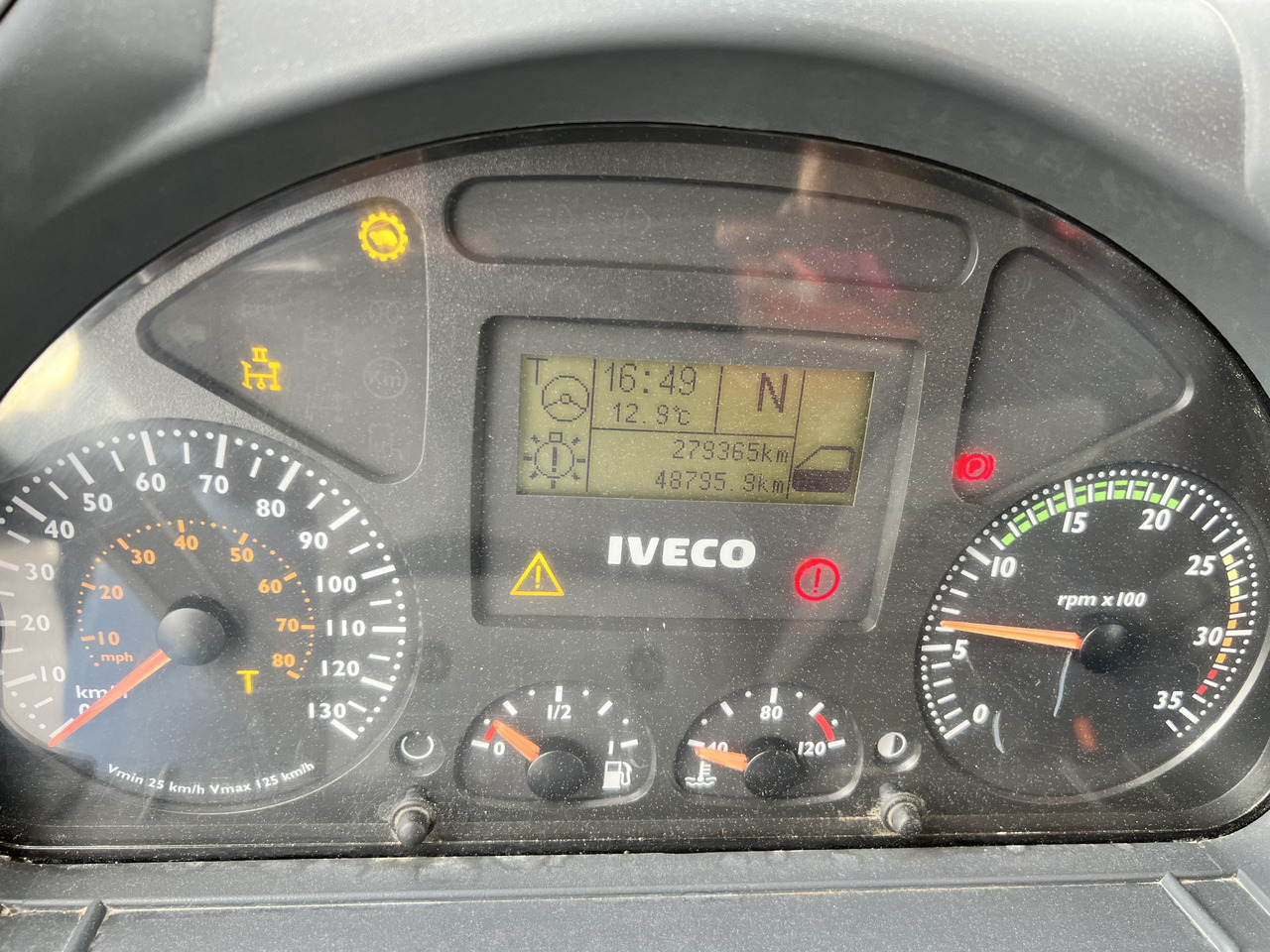 Kamion kabinë-shasi IVECO 300 EN CHASIS: foto 18