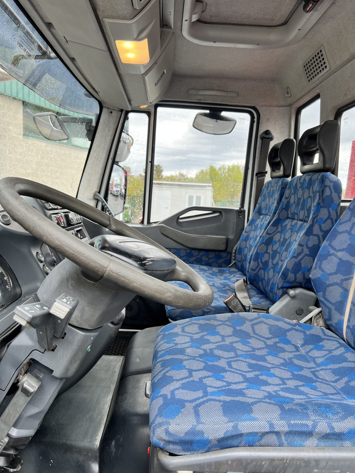 Kamion kabinë-shasi IVECO 300 EN CHASIS: foto 15
