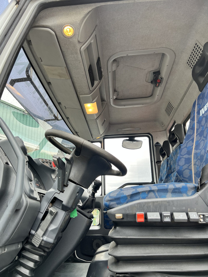 Kamion kabinë-shasi IVECO 300 EN CHASIS: foto 14
